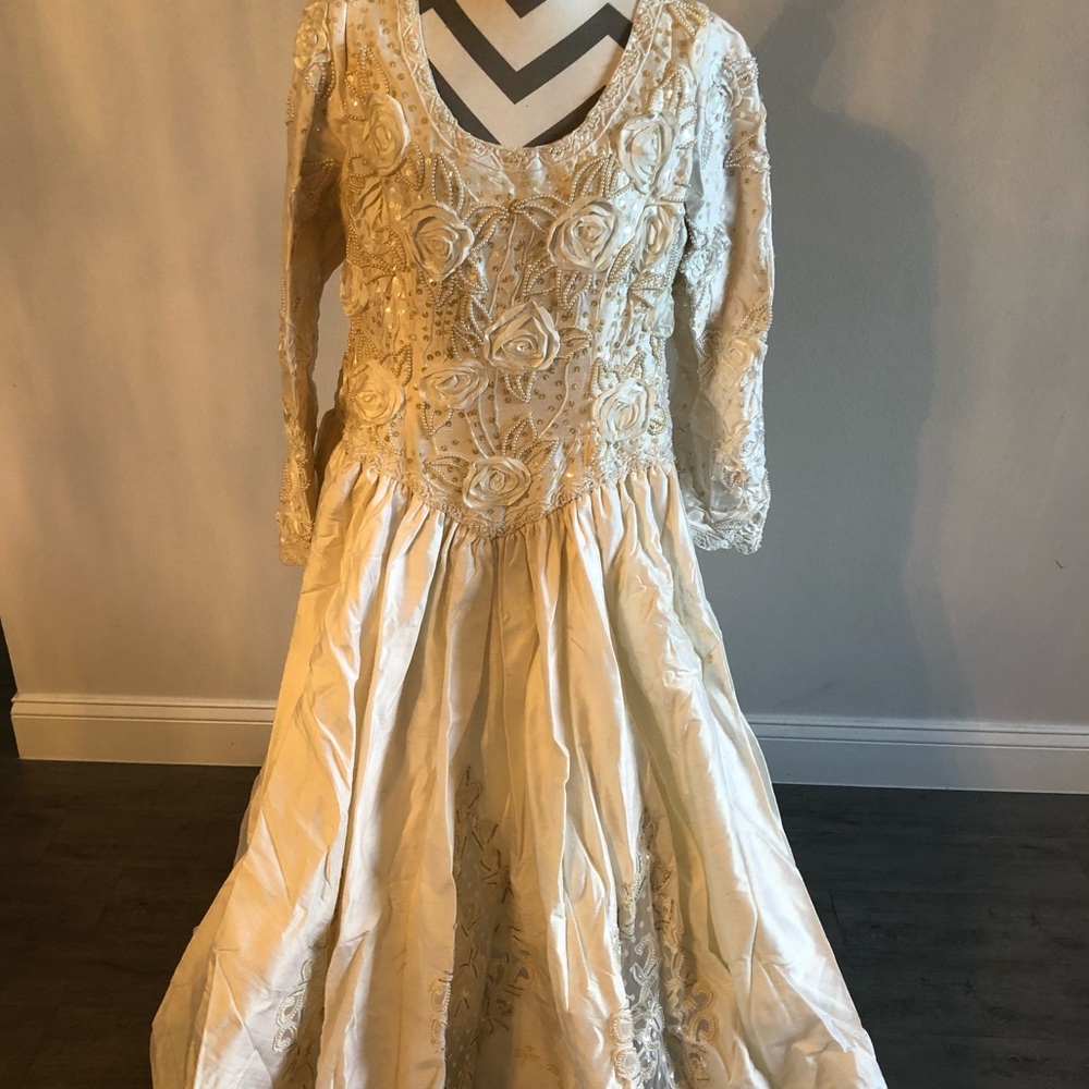 Plus size custom made wedding dress